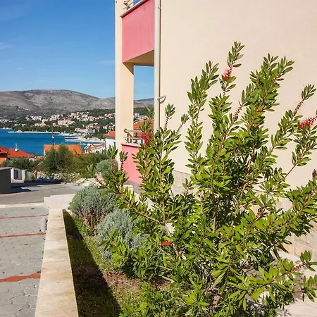 Leona With Private Pool * Trogir